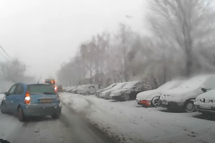 Nevrijeme u Srbiji napravilo problem: Snijeg blokirao saobraćajnice, avioni ne lete sa beogradskog aerodroma