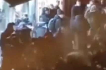 TOTALNI HAOS U PORTUGALU Sukob navijača Zvezde i policije pred početak meča u Bragi (VIDEO)