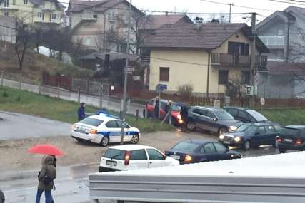 KARAMBOL U BANJALUCI U saobraćajnoj nesreći učestvovala četiri vozila (FOTO)