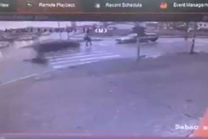JEZIVA NESREĆA Policajka (25) pod punim gasom pokosila djevojku na pješačkom prelazu, pa zaradila krivičnu prijavu (UZNEMIRUJUĆI VIDEO)