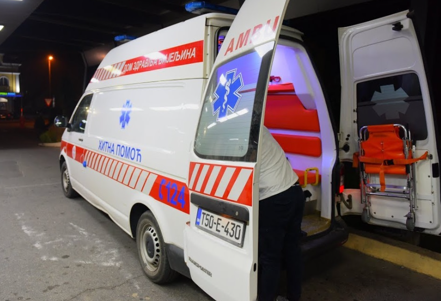 NESVAKIDAŠNJA AKCIJA KOD GRADIŠKE Policija zaustavila lažno sanitetsko vozilo, Turčin zamotan u zavoje glumio pacijenta
