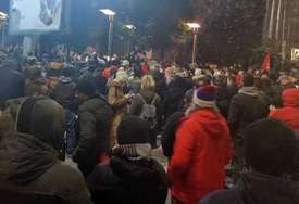 Ponovo protesti u Crnoj Gori: Građani na ulicama zbog najavljenog izglasavanja nepovjerenja vladi
