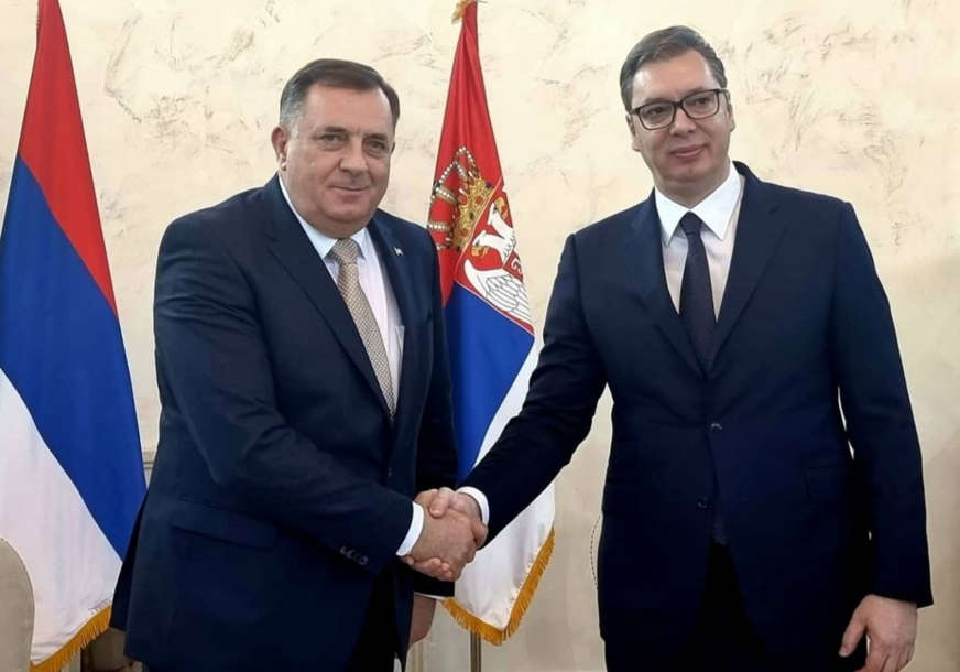 Završen sastanak Dodika i Vučića: Predsjednik Srbije zamolio predstavnike Srpske da se vrate u institucije BiH (VIDEO, FOTO)