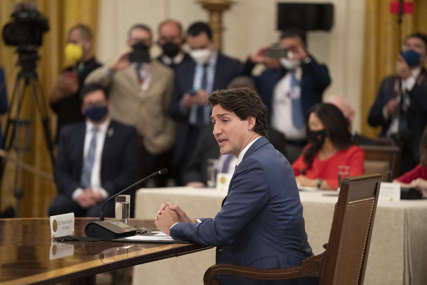 TRUDO U SAMOIZOLACIJI PET DANA Premijer kanade ponovo bio u društvu osobe zaražene koronom