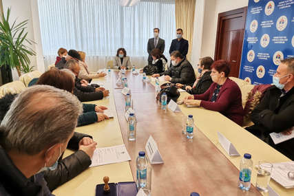 Sufinansiranje projekata programa humanitarnih organizacija: Jujićeva potpisala ugovore u vrijednosti 275.000 KM