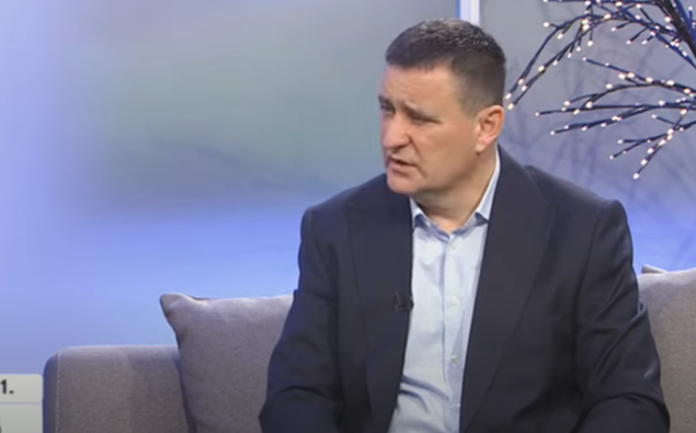 "Izbjegnut skandal u UKC Srpske" Đajić tvrdi da je spriječio medicinske sestre da IŠAMARAJU I ISPLJUJU Stanivukovića (VIDEO)