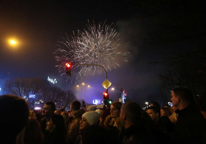 Banjaluka se sprema za praznike: Narednih dana novogodišnje ukrašavanje
