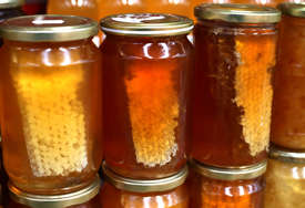 DOMAĆE “BEZ HEMIJE” Na 12. Sajmu meda, prehrambenih i tradicionalnih proizvoda 40 izlagača