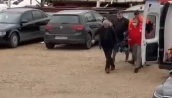 ZABAVA UMALO ZAVRŠILA TRAGEDIJOM Momak i djevojka pali sa kvada na Zlatiboru, mladić hitno prebačen u bolnicu (VIDEO)