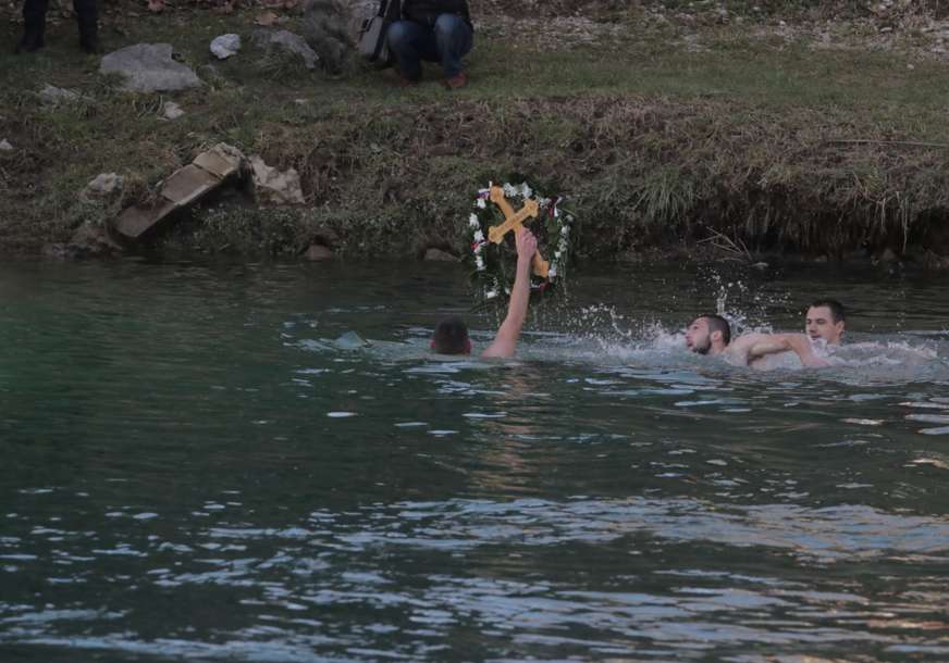 VELIKI HRIŠĆANSKI PRAZNIK Tradicionalna Bogojavljenska litija i plivanje za Časni krst biće održano u petak