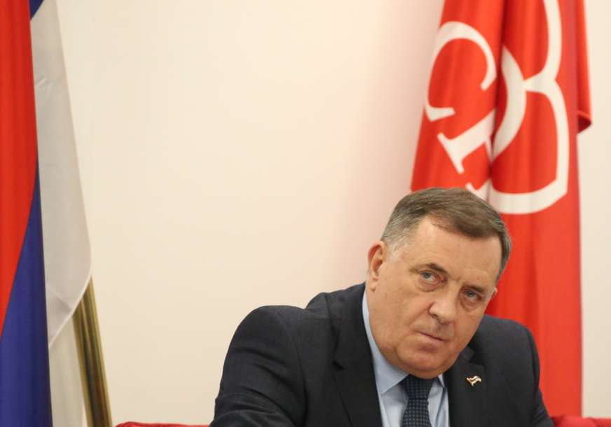 "Veoma sam ponosan" Dodik tvrdi da je Gradska organizacija SNSD u Prijedoru jedna od najboljih