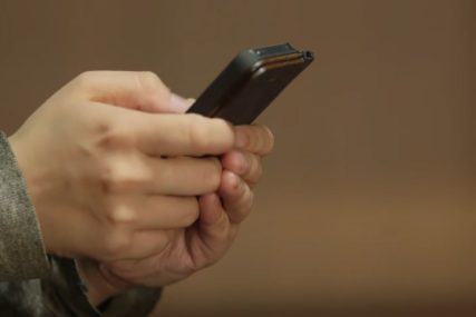 ŠIFROVANA MREŽA Američki sud istražuje prodaju Skaj telefona kriminalcima iz Crne Gore