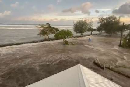 Poziv u pomoć sa izolovanog ostrva: Vulkan se zagrijao na oko 1.000 stepeni Celzijusovih