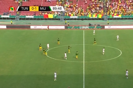 HAOS NA AFRIČKOM KUPU Sudija završio utakmicu u 89. minutu (VIDEO)
