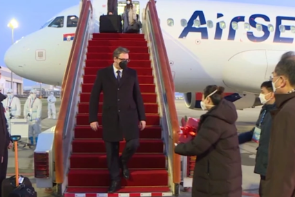 Vučić stigao u Peking: Predsjednik Srbije danas prisustvuje otvaranju ZOI, ali i prijemu kod kineskog predsjednika