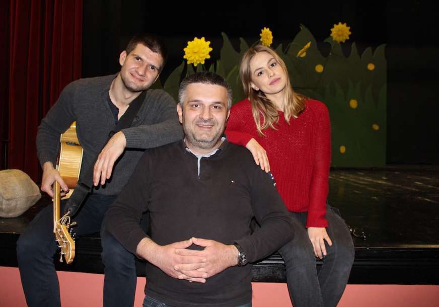 Dvije predstave na sceni "Grad pozorišta": Nova sezona za gradiške glumce (FOTO)