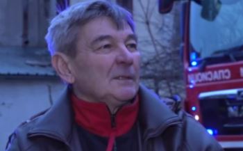 Hrabri Borisav spasao komšije od požara "U ponoć smo istrčali iz stana i počeli da budimo stanare po zgradi"