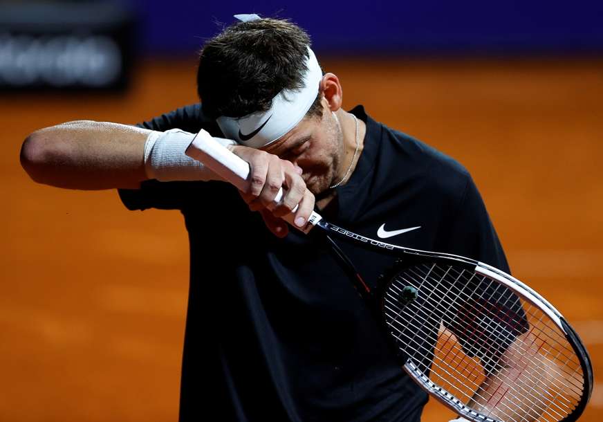 Emotivan odlazak: Del Potro odigrao posljednji meč, bilo je i suza i pjesme (VIDEO)