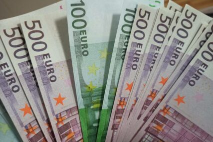Zloupotrijebila položaj i povjerenje: Službenica oštetila banku za 80.000 evra