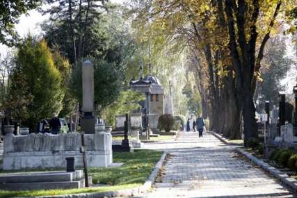 “Tužna slika uništenih spomenika” Raseljeni Srbi iz Đakovice zatekli devastirano groblje