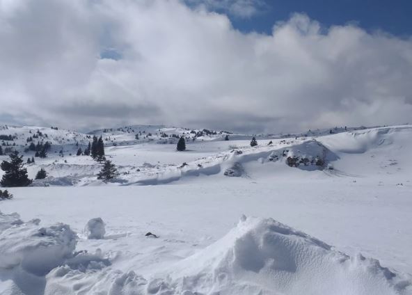 ČAROBNI PRIZORI Dok mnogi iščekuju proljeće, zima na ovoj planini još nije gotova (VIDEO)