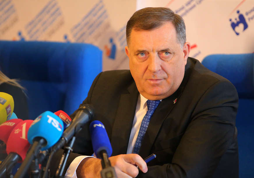 “Ličilo je na osvetu zlog patuljka” Dodik reagovao na Komšićevo obraćanje evroparlamentarcima