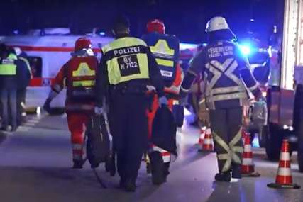 Stravičan sudar vozova u Minhenu: Jedna osoba poginula, 40 povrijeđeno (VIDEO)