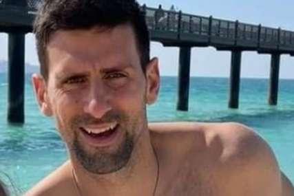 "Đoković nabacio par kilograma" Novak je u Dubaiju sa porodicom, a ovako provodi vrijeme (VIDEO)