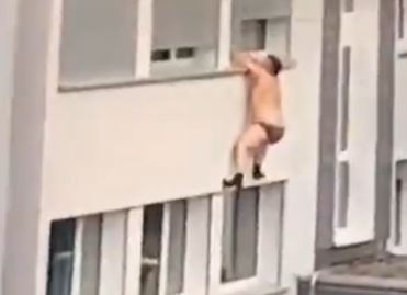 Muškarac u gaćama visio sa balkona: Na dan zaljubljenih pokušao da OBRADUJE TUĐU ŽENU (VIDEO)