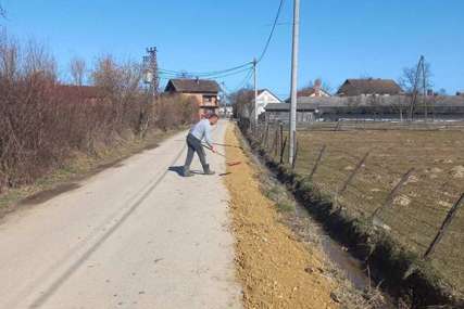 Složni mještani uređuju selo: Korovčani pokazali koliko vole svoje mjesto (FOTO)