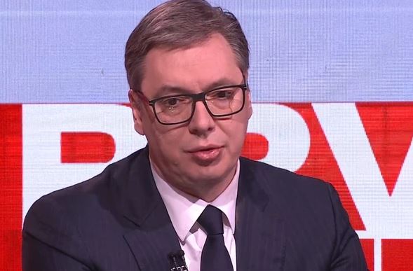 "To nije populistička mjera" Vučić o krivičnoj prijavi zbog 100 evra pomoći mladima
