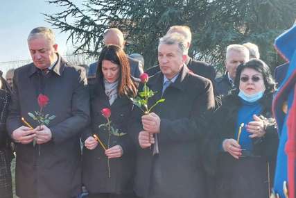 Borenović i Trivićeva odali pomen žrtvama "Čuvajmo uspomenu na nevino postradale, da se ovakva zlodjela više nikada ne ponove"