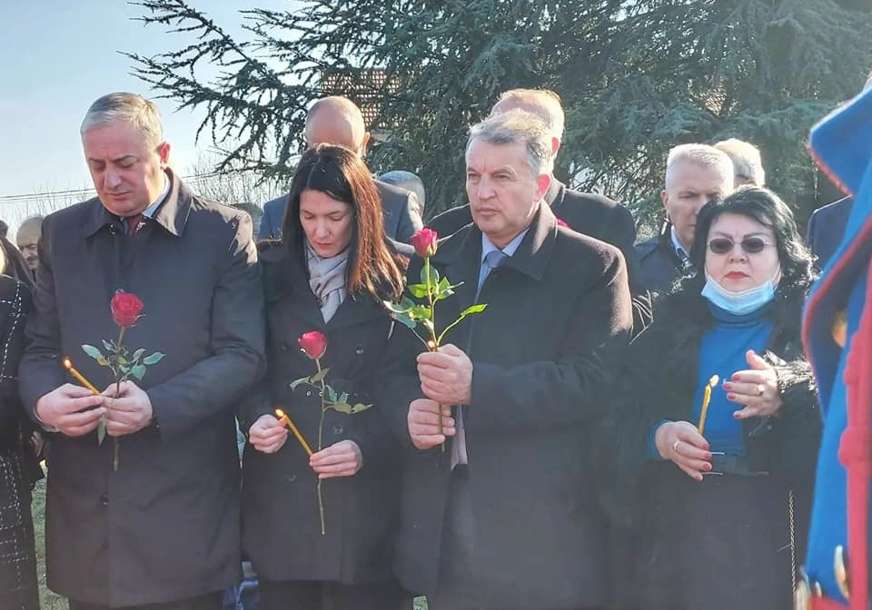 Borenović i Trivićeva odali pomen žrtvama "Čuvajmo uspomenu na nevino postradale, da se ovakva zlodjela više nikada ne ponove"