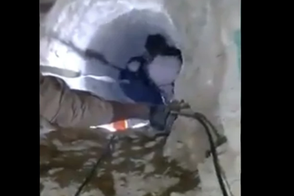 HOROR U AVGANISTANU Dječak upao u bunar, nakon četiri dana spasavanja mališan je preminuo (VIDEO)