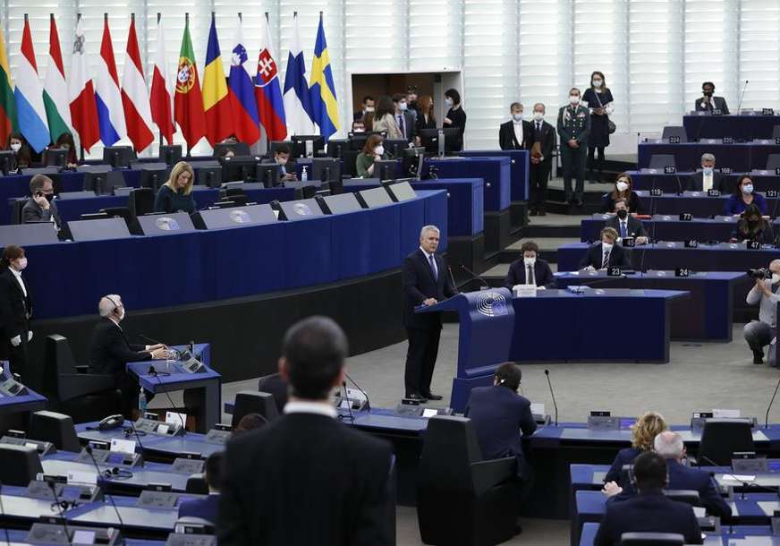 "Očigledno kršenje međunarodnog prava" EU  lideri osudili priznanje nezavisnosti Donjecka i Luganska