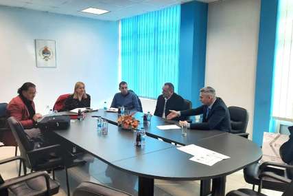 Jedna od tema promjena entitetskog državljanstva: Održan sastanak sa građanima i privrednim subjektima Brčko distrikta