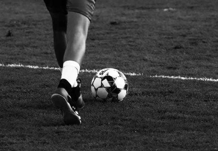 TRAGEDIJA U GRČKOJ Na terenu preminuo fudbaler, hitna pomoć stigla tek poslije 20 minuta