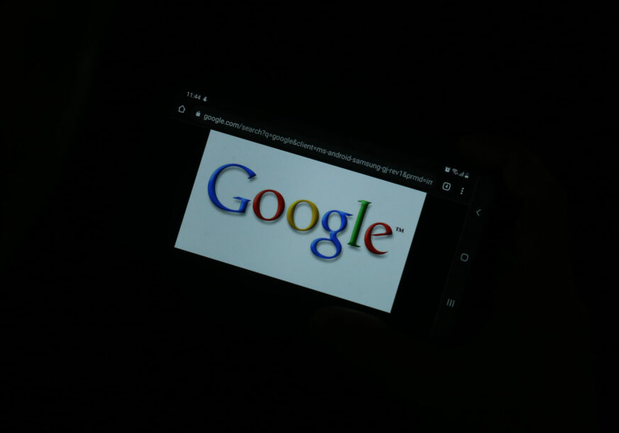 google gugl telefon ANDROID