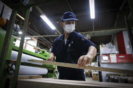 KINA OZBILJNA KONKURENCIJA  Japanu potrebno četiri puta više stranih radnika kako bi ostvarila planirani privredni rast