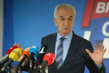 "Insistiraćemo na tome"  Šarović poručuje da SDS traži da akumulirana marža na uvezenu naftu bude najviše 15 odsto