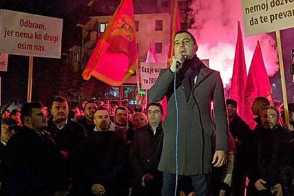 PROTEST U PLJEVLJIMA Bečić: Smijenjen sam jer sam branio istinsku Crnu Goru, ne mafijašku