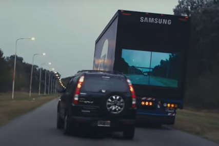 GENIJALNO RJEŠENJE Na ovaj način biste bezbjednije preticali velike kamione (VIDEO)