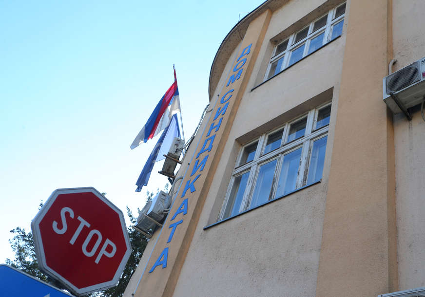 "Dosta je podjela u zdravstvu" Oglasili se iz Saveza sindikata Srpske, evo kakvu su poruku poslali VLADI I POSLANICIMA