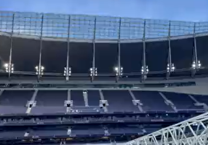 OLUJA IZAZVALA HAOS Otkazana utakmica Čempionšipa, stadion Totenhema "pleše" na vjetru (FOTO, VIDEO)
