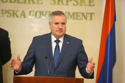 “NEĆE BITI DOZVOLJENI NEREDI” Višković pozvao građane na mirno okupljanje na protestu opozicije