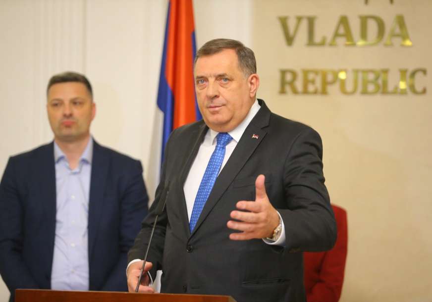 "Neki članovi moje porodice imaju ušteđevinu u Sberbanci" Dodik pozvao građane da ne podižu novac sa računa
