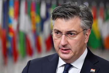 Plenković razgovarao sa Zelenskim "Podržavamo približavanje Ukrajine EU"