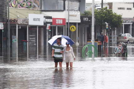 POPLAVE U AUSTRALIJI Potopljeni čitavi gradovi, hiljade ljudi napustile svoje domove (VIDEO)