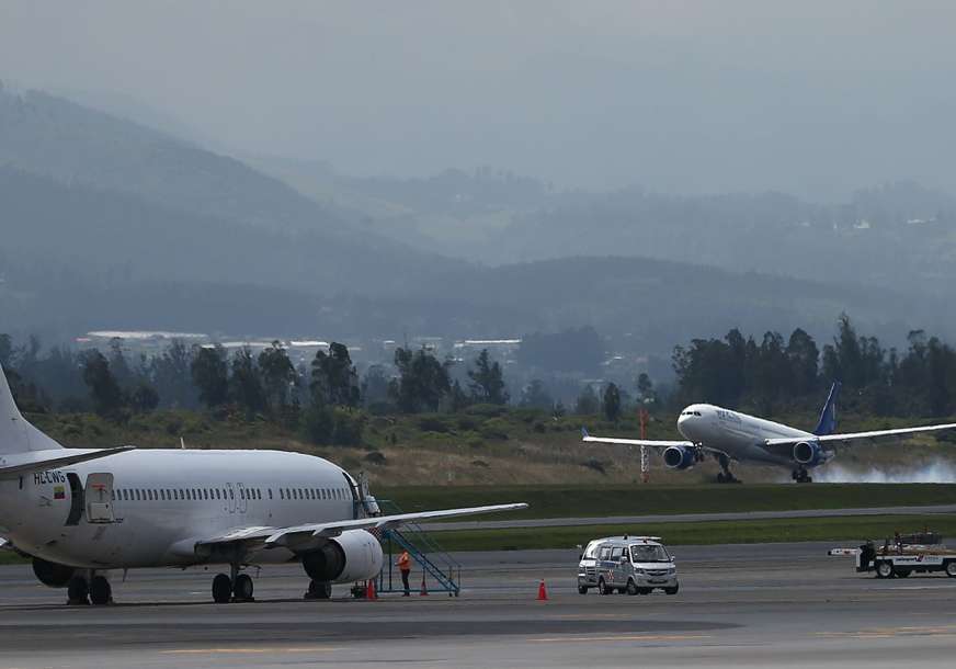 Srušio se boing 737: Pao avion sa više od 130 putnika