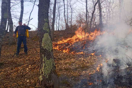 NISU UGROŽENI LJUDI I IMOVINA Požarišta uglavnom ugašena ili pod kontrolom, vatra aktivna na teškim terenima
